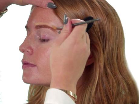 10 ASTUCES POUR RÉUSSIR SES SOURCILS tutoriel sourcils