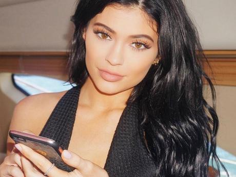 10 ASTUCES POUR RÉUSSIR SES SOURCILS kylie-jenner-instagram_4