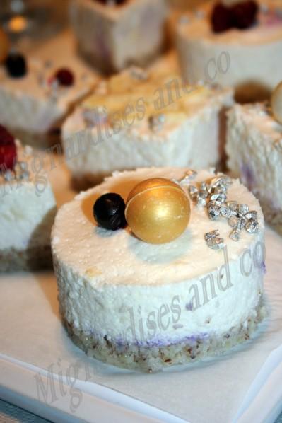 ★ sélection de recettes de desserts pour la Saint Sylvestre ★ bavarois-framboise-lychee4.jpg