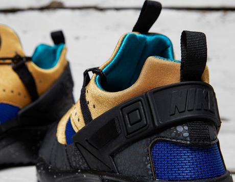 Nike Air Huarache Utility ACG “Tan Blue” Nike Air Huarache Utility