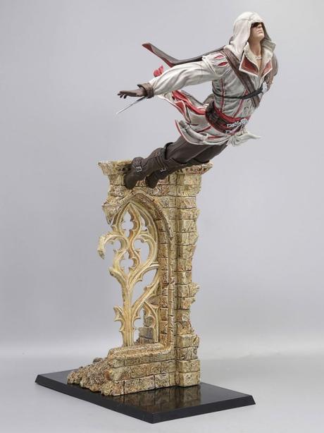 EZIO Leap of Faith 766x1024 766x1024 Une nouvelle figurine de Ezio Auditore   Assassins Creed 2  Ezio Auditore ubisoft figurine 