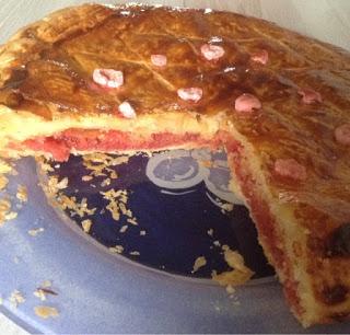 La praline rose s'invite dans ma galette des rois ...