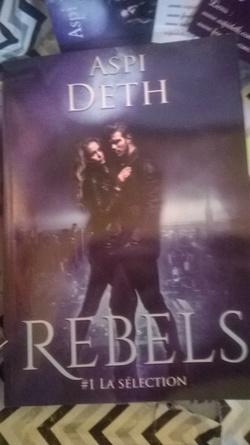 C'est lundi que lisez-vous? C'est lundi que lisez-vous?