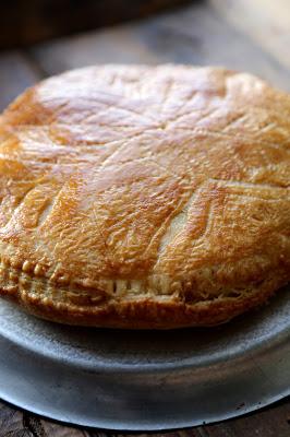 Galette très classique à la frangipane Galette très classique à la frangipane