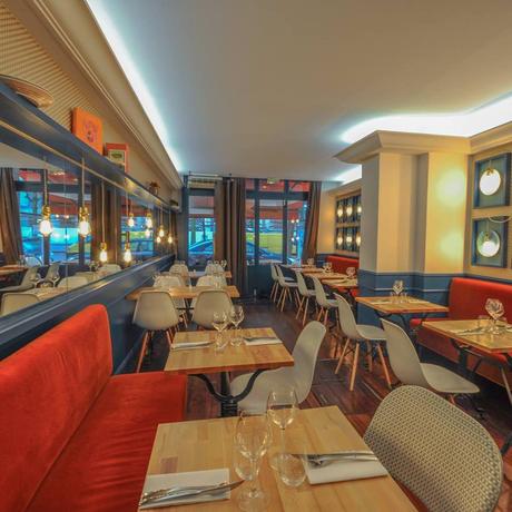 La salle claire et pimpante La salle claire et pimpante