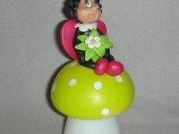 Veilleuse led avec P'tite coccinelle en porcelaine froide Veilleuse led avec P'tite coccinelle en porcelaine froide