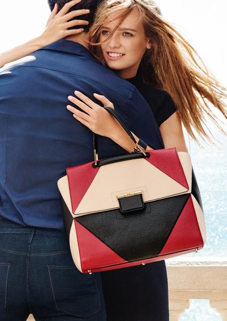 Furla – Campagne Printemps/Été 2016 par MARIO TESTINO Furla – Campagne Printemps/Été 2016 par MARIO TESTINO