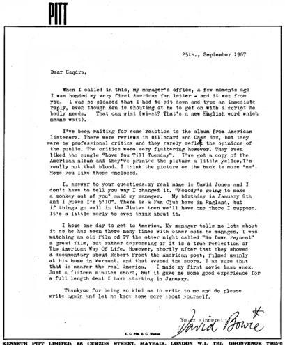 David Bowie reçoit sa première lettre d’une fan américaine, Sandra Dodd,