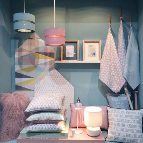 Que pensez-vous des couleurs Pantone de l'année 2016 ? Que pensez-vous des couleurs Pantone de l'année 2016 ?