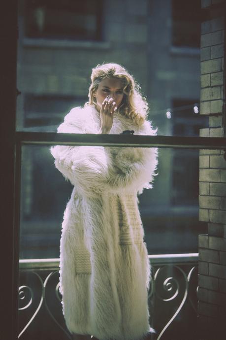 Martha Hunt par Guy Aroch martha-hunt-by-guy-aroch-for-so-it-goes-magazine-fall-winter-2015-folkr-06