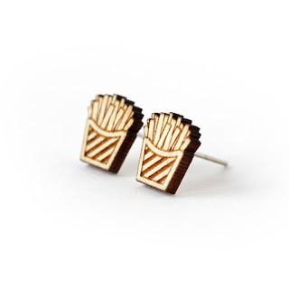 Zoom sur les puces d'oreilles http://www.lesfollesmarquises.com/product/puces-d-oreilles-frites