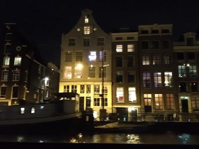 Amsterdam 1/3 Amsterdam 1/3