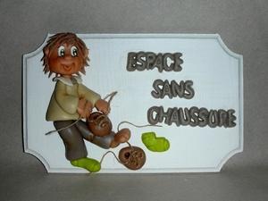 Plaques de portes avec figurines en porcelaine froide Plaques de portes avec figurines en porcelaine froide