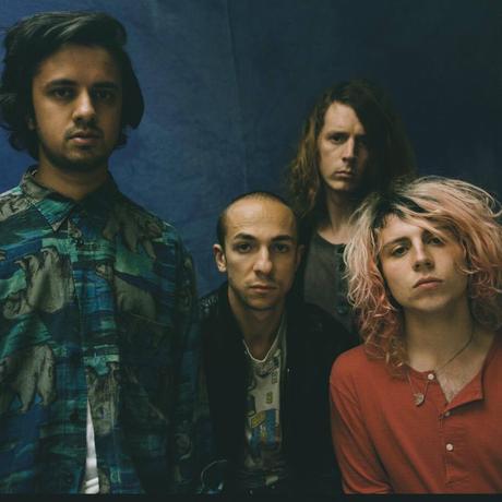 On a écouté : « Curve Of The Earth » des Mystery Jets