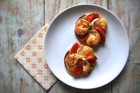 Recette de minis tartes fines tomates chèvre express à réaliser en 5 minutes