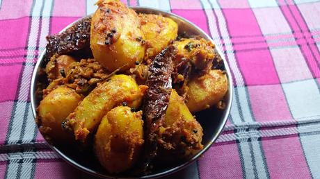 Sauté de pommes de terre grenailles - Kadhaiwala chota aloo – Baby potatoes, South Indian Style