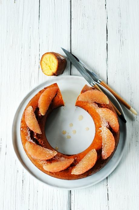 C'est l'hiver, la belle saison des Pamplemousses de Floride est là !!! Gâteau acidulé au pamplemousse ©FDOC -Dorian Nieto