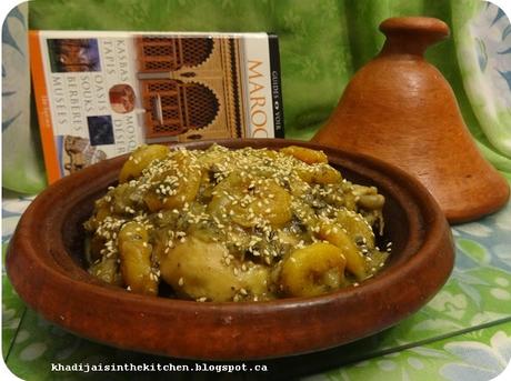 TAJINE DE POULET AUX ABRICOTS SECS / CHICKEN TAGINE WITH DRIED APRICOTS / TAJINE DE POLLO CON ALBARICOQUES SECOS / طاجين الدجاج و المشمش المجفف TAJINE DE POULET AUX ABRICOTS SECS / CHICKEN TAGINE WITH DRIED APRICOTS / TAJINE DE POLLO CON ALBARICOQUES SECOS / طاجين الدجاج و المشمش المجفف