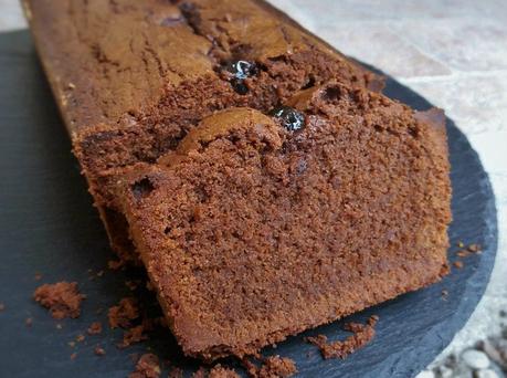 Quatre-quart au chocolat noir Quatre-quart au chocolat noir et griottes confites