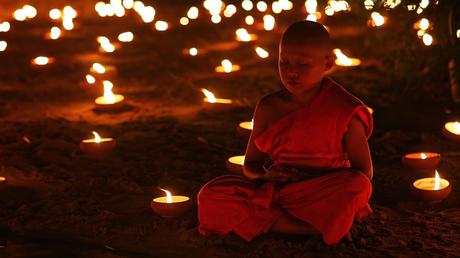 L’évolution des religions en cinq mille ans L’évolution des religions en cinq mille ans