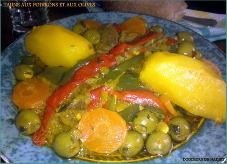 Tajine aux olives, poivron et pomme de terre Tajine aux olives, poivron et pomme de terre