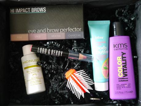 Le récap’ de ma Lookfantastic Love Box Lookfantastic-Love-Box-Charonbellis-blog-beaute