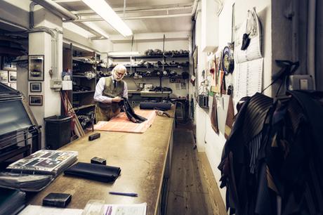 DOCUMENTAIRE : Francesco Maglia, le fabricant de parapluies de Milan Francesco-Maglia-Umbrellas-Milan-09