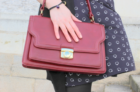 Croquer la pomme – la robe Bizzbee blog-mode-nantes-sac-mysuelly-rouge-cuir