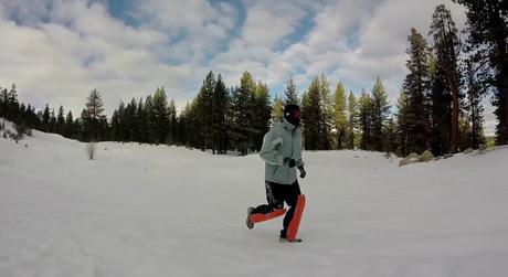 Cette start-up a créé « Sled Legs », un pantalon conçu pour faire de la luge sur les genoux !