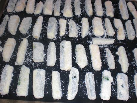 FRITES DE COURGETTES AU PARMESAN CIMG9934