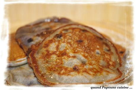 PANCAKES AUX MYRTILLES ET SIROP D'AGAVE pancakes aux myrtilles et sirop d'agave-2070