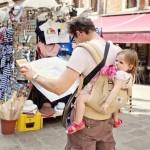 Avec ou sans poussette ? Difficile, arnaché de la sorte d'apprécier Venise !