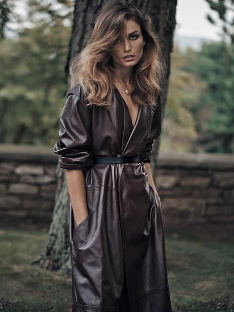 Andreea Diaconu par Lachlan Bailey andreea-diaconu-by-lachlan-bailey-for-vogue-china-november-2015-8-folkr