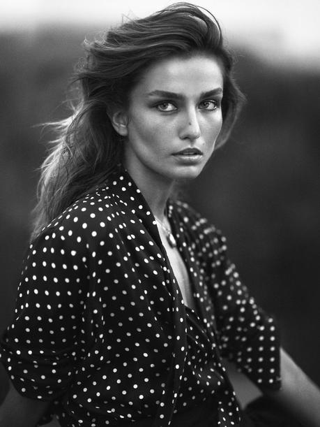 Andreea Diaconu par Lachlan Bailey andreea-diaconu-by-lachlan-bailey-for-vogue-china-november-2015-2-folkr