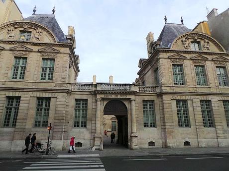 Balade entre Bastille et Saint-Paul Balade entre Bastille et Saint-Paul