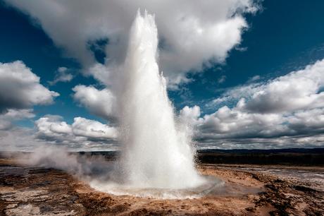 EVASION : Islande, terre de glace et de feu Geysir