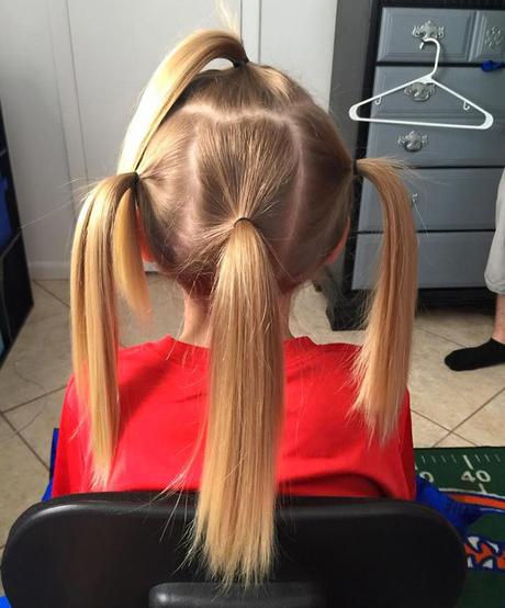 Ce garçon se laisse pousser les cheveux pour la plus belle des raisons Ce garçon se laisse pousser les cheveux pour la plus belle des raisons