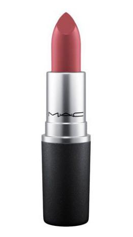 Caitlyn Jenner collabore avec Mac et lance son 1er rouge à lèvres !