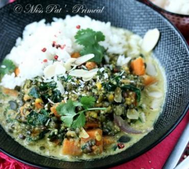 Curry bio végétarien quinoa et lentilles, à la patate douce