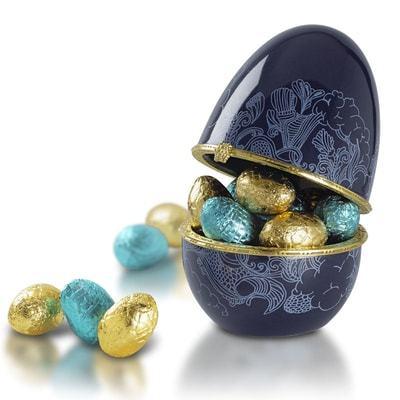 Gourmandise/Food : Oeuf gourmand en porcelaine de Comtesse du Barry Oeuf gourmand en porcelaine de Comtesse du Barry