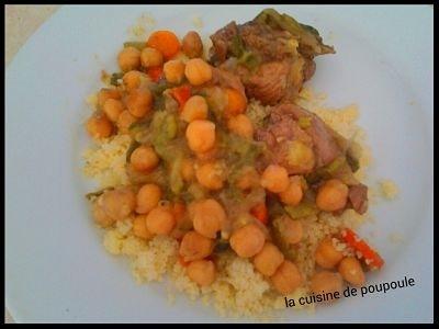 Tajine de boeuf aux courgettes et aux épices Tajine de boeuf aux courgettes et aux épices