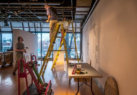 Montage à la Maison de la Culture Notre-Dame-de-Grâce