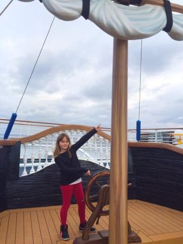 Sweat qui brille Sweat courcelle qui brille