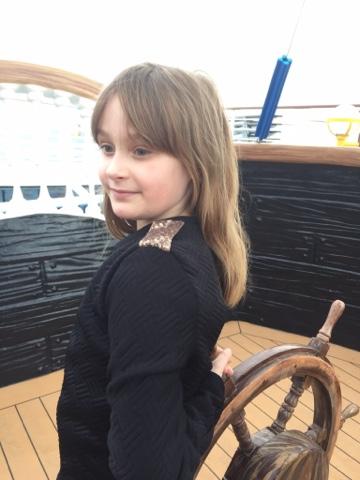 Sweat qui brille Sweat courcelle qui brille