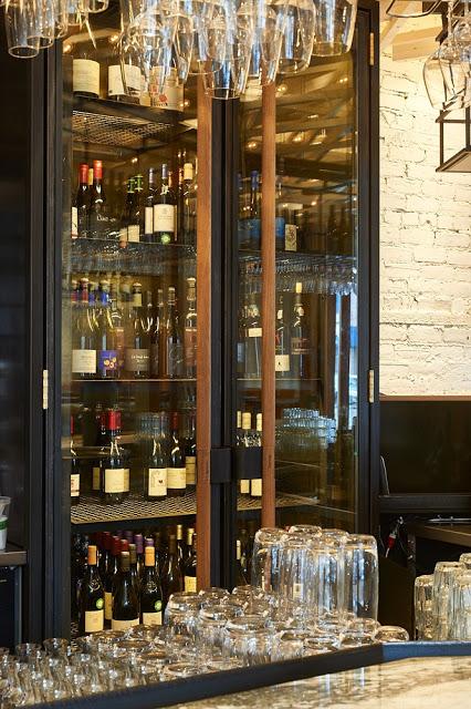 Rouge Gorge le bar à vin célèbre son 1er anniversaire ! Rouge Gorge le bar à vin célèbre son 1er anniversaire !