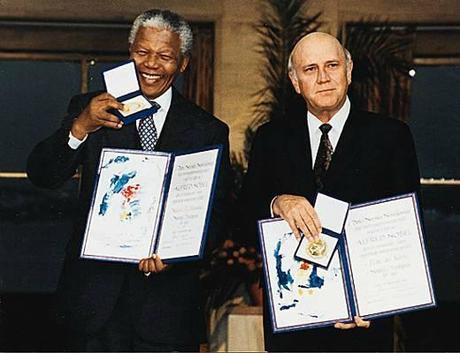 Frederik De Klerk, passeur de démocratie Frederik De Klerk, passeur de démocratie