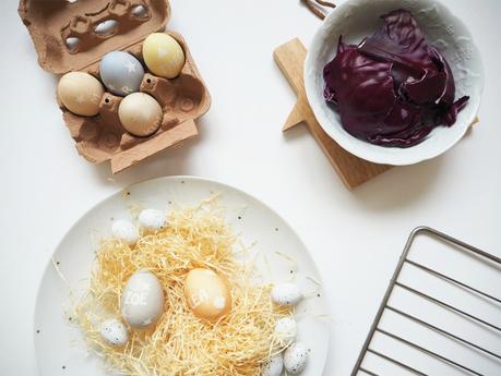 ★ DIY ★ Des oeufs prénoms teintés naturellement ambiance-1