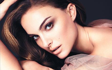 A Guide To Cool : Volume 19 – Natalie Portman a-guide-to-cool-folkr-natalie-portman-14