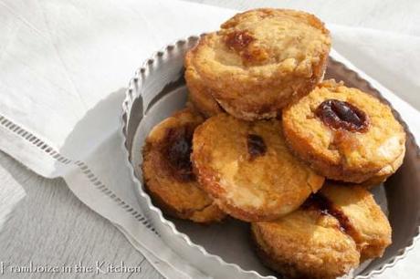 Muffins au Livarot et gelée de myrtes Muffins au Livarot et gelée de myrtes