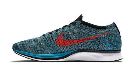 Nike Flyknit Racer Fire and Ice 526628-404-Nike-Flyknit-Racer-Fire-And-Ice-02